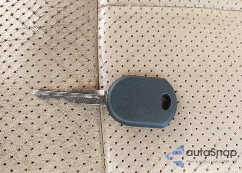 2011 Ford F-150 Lariat из США, поврежденный, VIN 1FTFW1EF3BFB21035